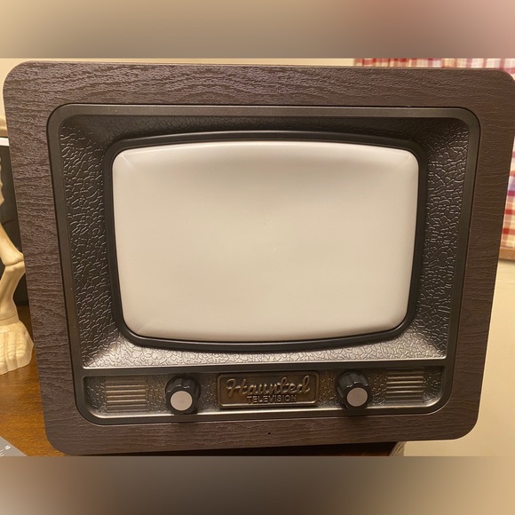 Other - Halloween Decorative animated haunted television